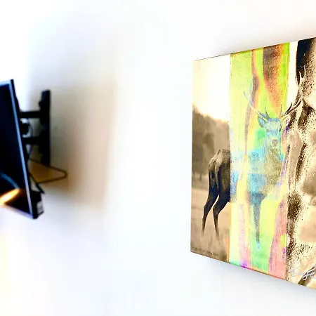 Charming - By Nahuen Daire Graz