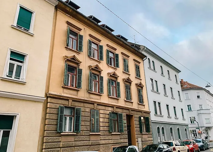 Daire Charming - By Nahuen *